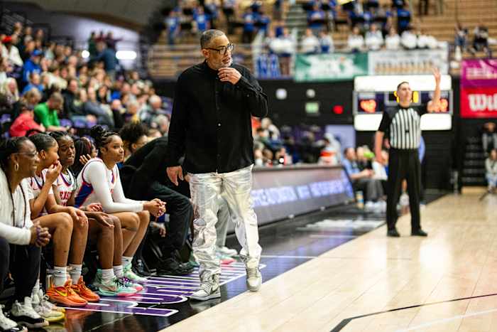 Benson Grants Pass 6A Oregon girls basketball quarterfinal 2024 Naji Saker -61